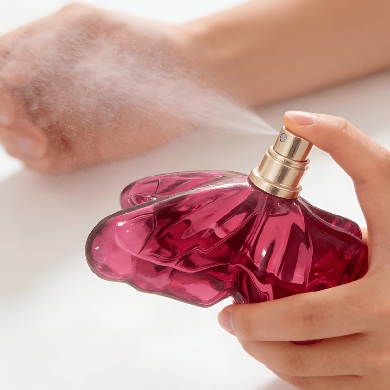 عطر لابومبا للنساء، 2.7 أونصة  - مراجعة Unique Perfume Fragrance وسعره